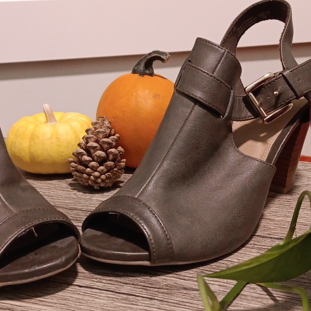 Faux Leather Heels - Picture 3 of 7